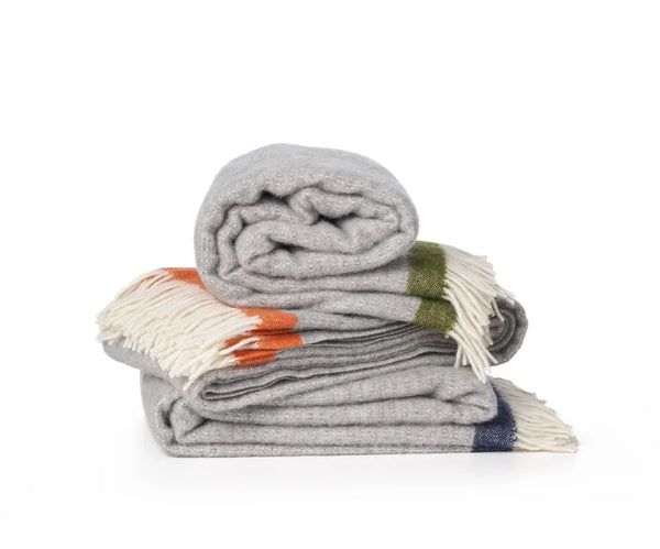 Eco Lambswool Throw | Hampus | Grey & Avocado
