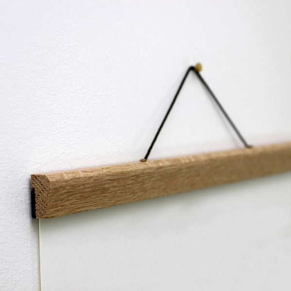 Magnetic Oak Frame - Medium