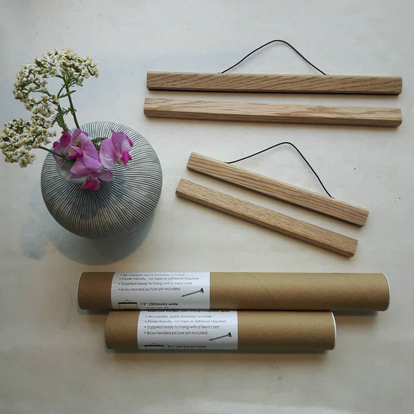 Magnetic Oak Frame - Medium