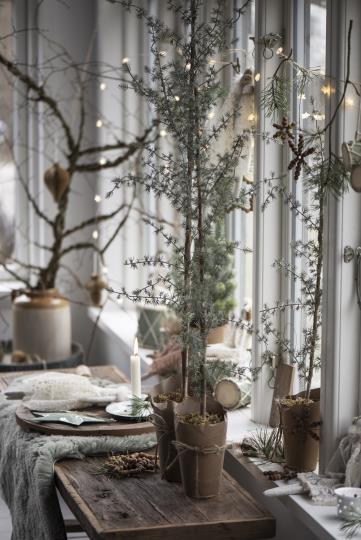 Artificial Cedar Tree w/ Paper Stand