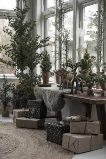 Artificial Cedar Tree w/ Paper Stand