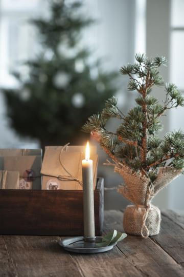 Simple Grey Zinc Candle Holder