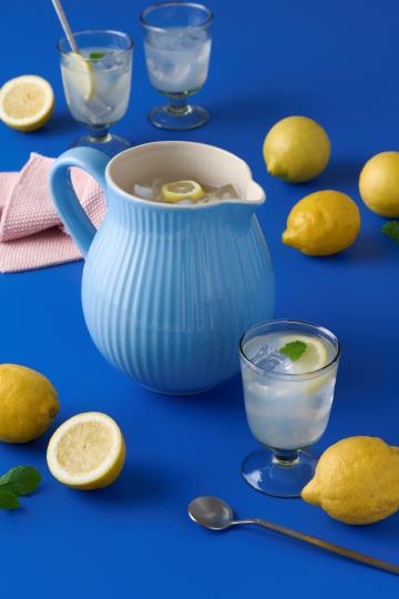Pitcher 2L | Mynte | Blue Bell