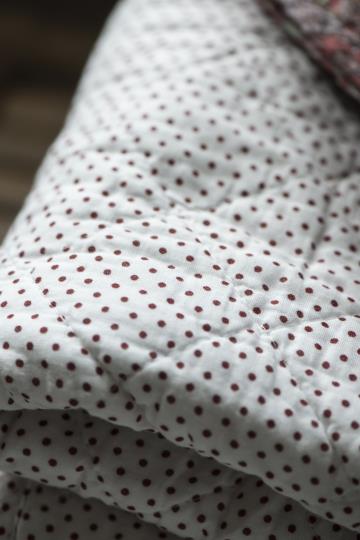 Cotton Quilt | White with Red Dots