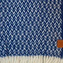 Recycled Wool & Lambswool Throw | Lovik | Deep Blue